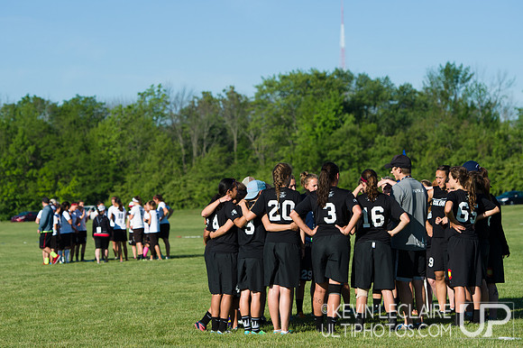 2014 USAU D-I College Champs Saturday Round 1 Action