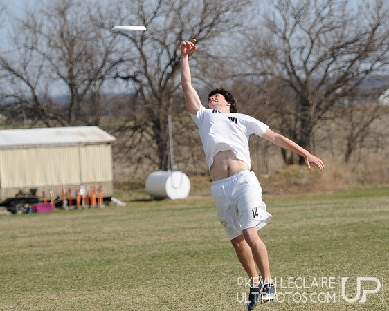 Sunday Open Division Finals Round Action