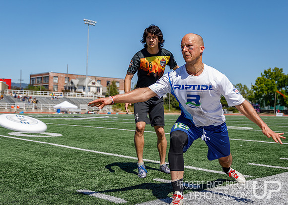 AUDL game between the San Francisco FlameThrowers and the visiting Vancouver Riptide