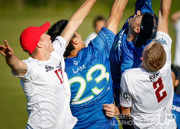 AUDL game between the San Francisco FlameThrowers and the visiti