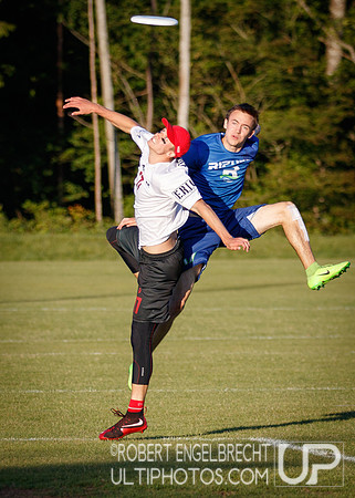 AUDL game between the San Francisco FlameThrowers and the visiti