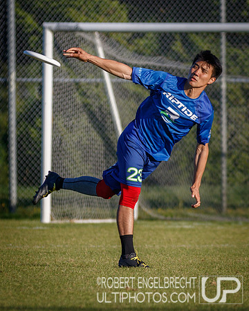 AUDL game between the San Francisco FlameThrowers and the visiti