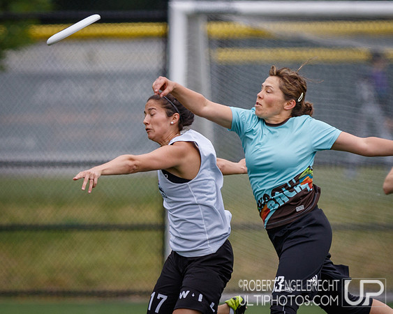 2017 Flower Bowl - womens games © 2017 Robert Engelbrecht.
