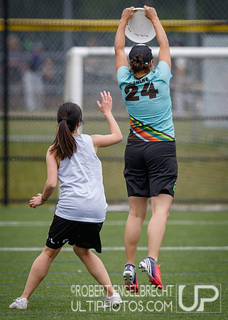 2017 Flower Bowl - womens games © 2017 Robert Engelbrecht.