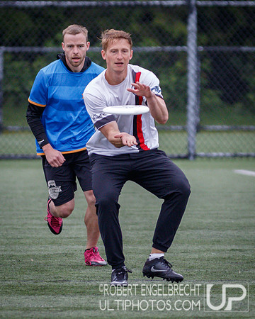 2017 Flower Bowl - mens games © 2017 Robert Engelbrecht.