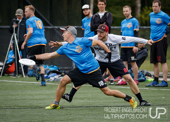 2017 Flower Bowl - mens games © 2017 Robert Engelbrecht.