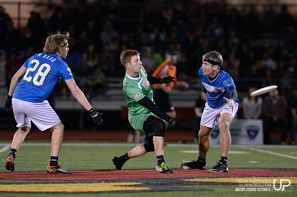 MLU Spinners vs. Rumble