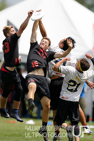 Day 1 of D-I College Championships