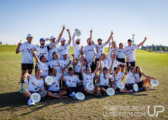 Edmonton, AB: Canadian Ultimate Seniors Championships 2025. Satu
