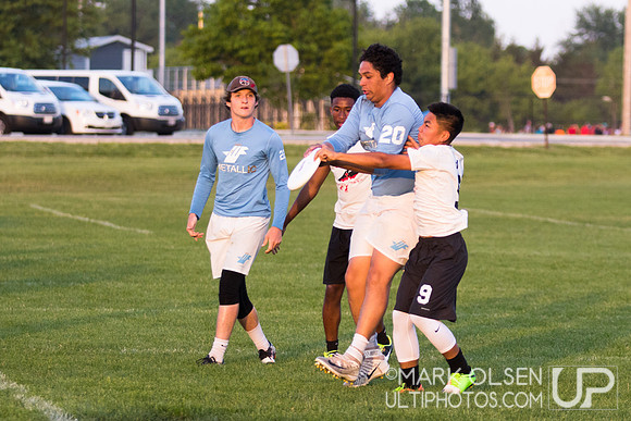 Boys Prequarters - 2017 High School National Invite