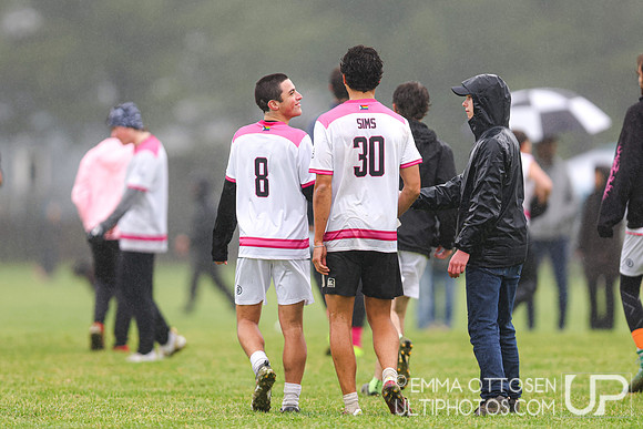 Saturday full coverage from USAU D-IIII College Championships, Pool Play Round 1: Claremont vs OKC