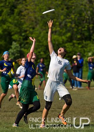 Sunday Action - D-III College Championships