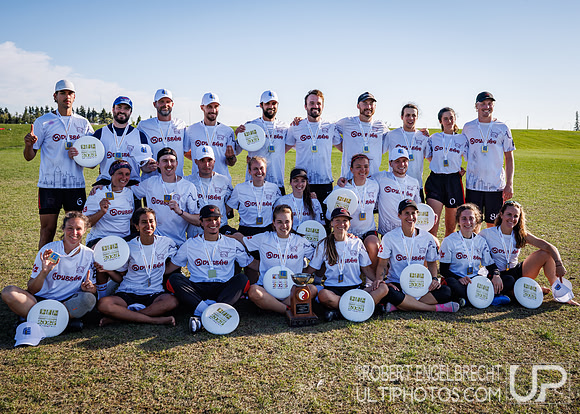 Edmonton, AB: Canadian Ultimate Seniors Championships 2025. Satu