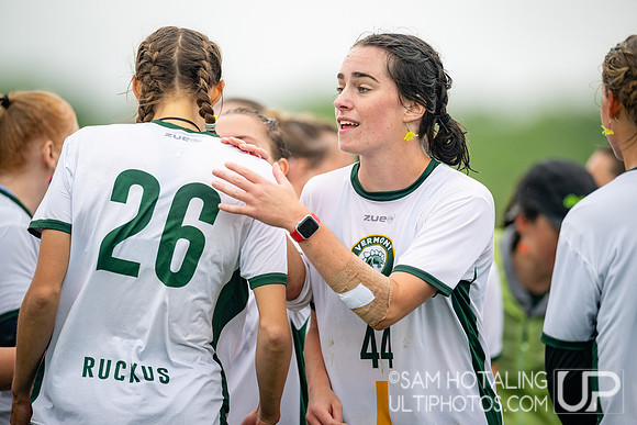 Semifinals at USAU DI College Championships
