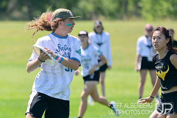 Day 1 of USA Ultimate Youth Club Championships