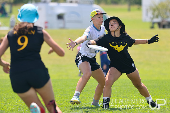 Day 1 of USA Ultimate Youth Club Championships