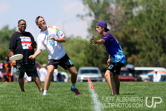 Day 1 of USA Ultimate Youth Club Championships