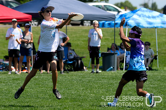 Day 1 of USA Ultimate Youth Club Championships