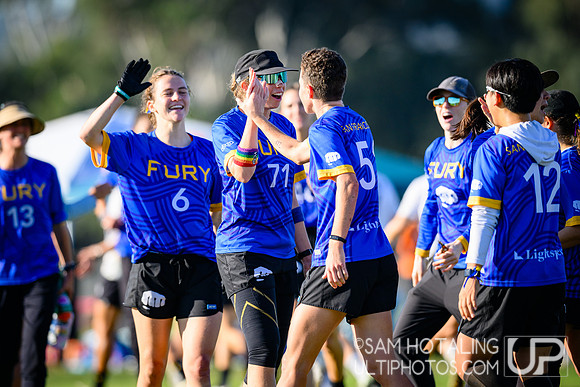 Fury vs Traffic in women’s pool play during Club Championships at Surf Cup Sports Park