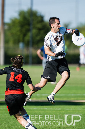 USAU_Nationals_2013_Thursday_20131017_161013_JBP2102
