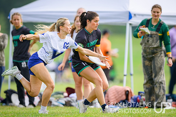 Pool play at USAU D-I College Championships