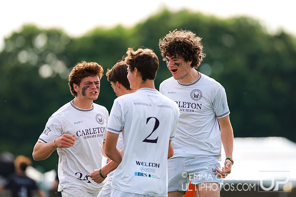 Sunday Highlights from USAU D-I College Championship semi-finals