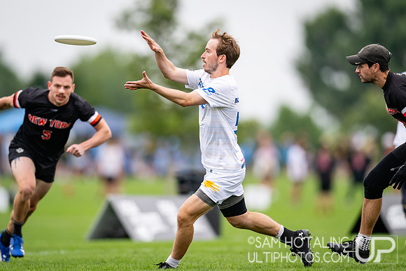 PoNY vs Truck Stop in Finals at US International Club Championship