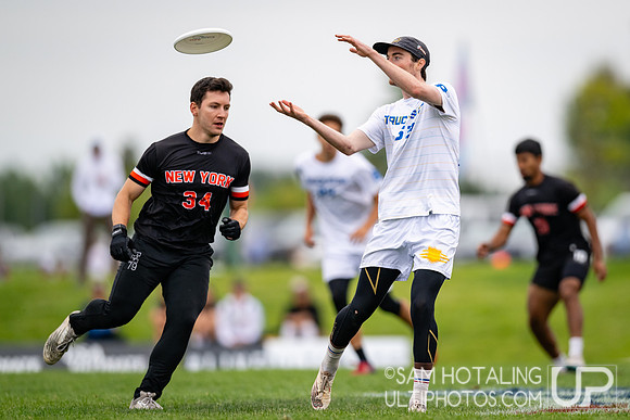 PoNY vs Truck Stop in Finals at US International Club Championship
