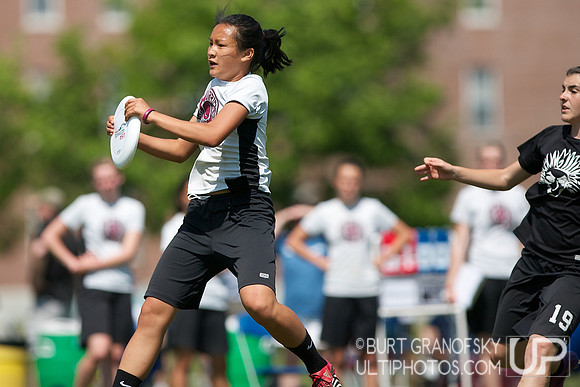 Girls Division, Championship -- 2012 USAU HS Northeasterns