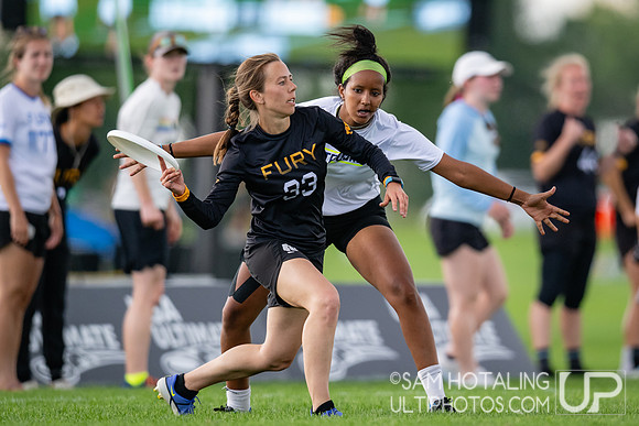 Brute Squad vs Fury in semifinals at US International Club Championships