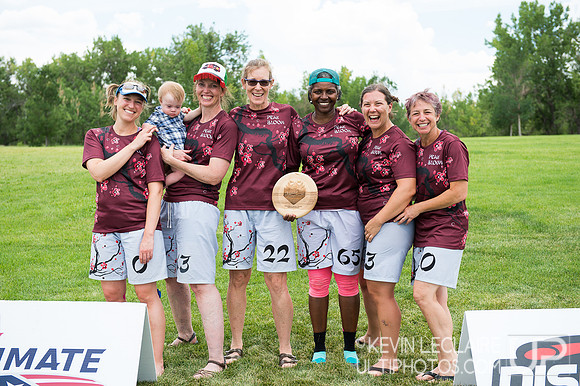 Peak Bloom Women's Grand Masters Spirit Awards Winners Team Phot
