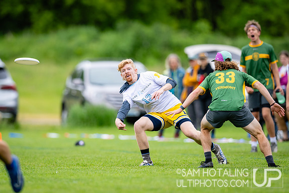 Pool play at USAU D1 College Championships