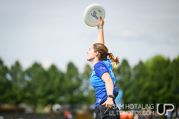 Pool play at USAU D-I College Championships