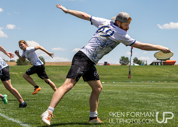 USAU Masters Pool Play: 2017 Master Championships: Aurora Sports