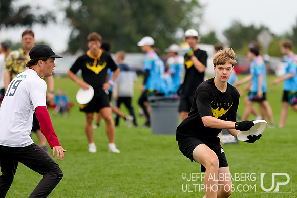 Day 2 of USA Ultimate Youth Club Championships