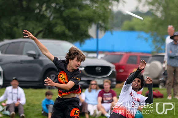 Day 2 of USA Ultimate Youth Club Championships