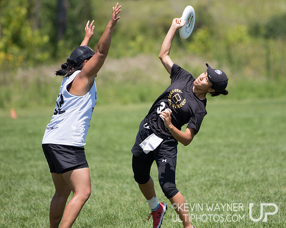 Sunday Play – Select Flight Invite 2017