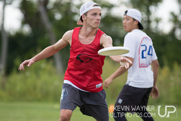 Sunday Play – Select Flight Invite 2017