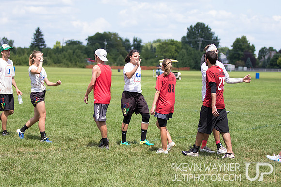 Sunday Play – Select Flight Invite 2017