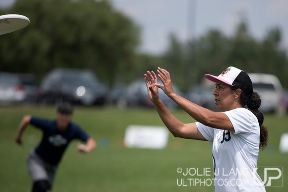 Women's Grand Masters Final - USAU Masters Championships 2017