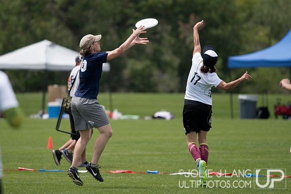 Women's Grand Masters Final - USAU Masters Championships 2017