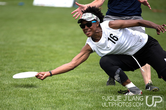 Women's Grand Masters Final - USAU Masters Championships 2017