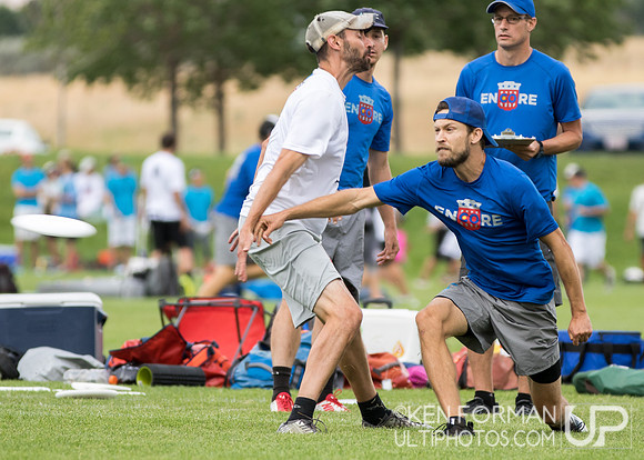 USAU Masters Pool Play: 2017 Master Championships: Aurora Sports