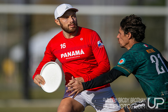 Day 1 of the WFDF 2024 World Masters Ultimate Championships