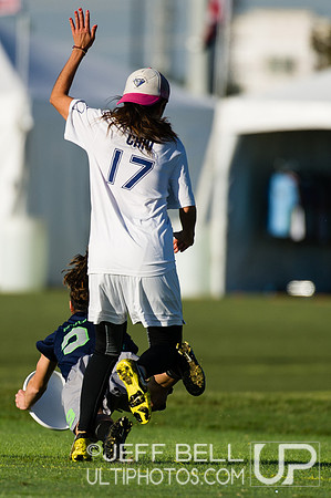 USAU_Nationals_2013_Thursday_20131017_090221_JBP0042