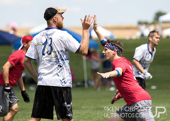 USAU Masters Pool Play: 2017 Master Championships: Aurora Sports