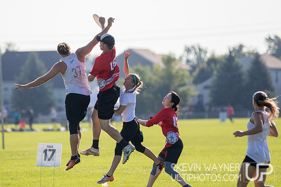 Sunday Play – Select Flight Invite 2017