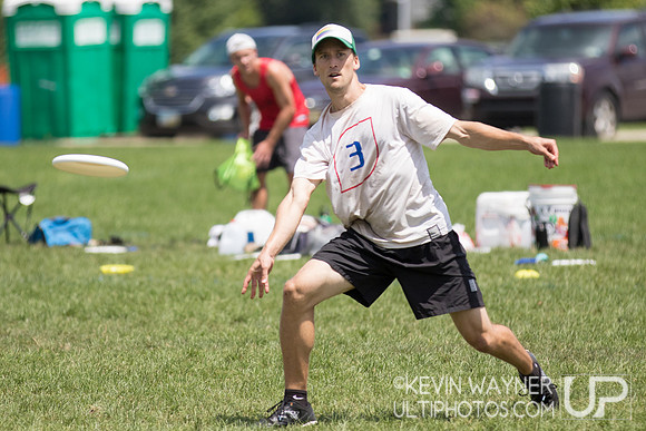 Sunday Play – Select Flight Invite 2017
