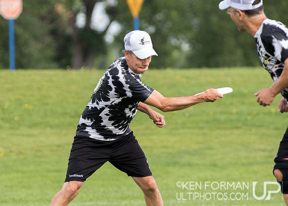 USAU Masters Pool Play: 2017 Master Championships: Aurora Sports