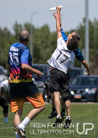 USAU Masters Pool Play: 2017 Master Championships: Aurora Sports